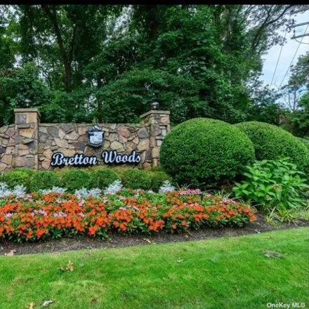 Buy this 2 bed condo on 36 Birchwood Road in Brookhaven, Coram