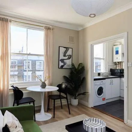 Rent this 1 bed apartment on 23 Stanlake Road in London, W12 7HF