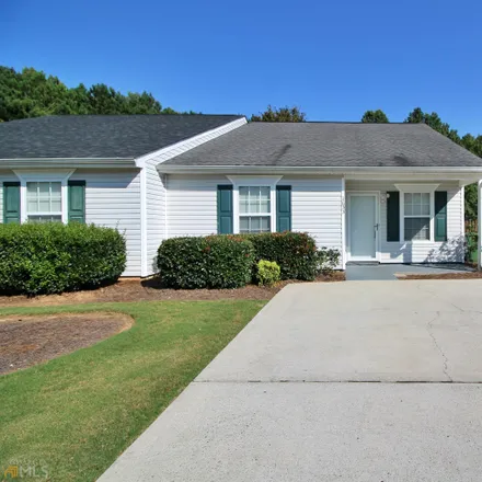 Buy this 2 bed townhouse on 1633 Summerwoods Circle in Griffin, GA 30224