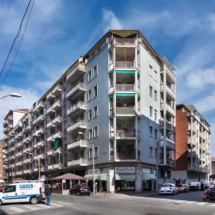 Image 1 - Piazza Santa Rita da Cascia, 10136 Turin TO, Italy - Apartment for rent