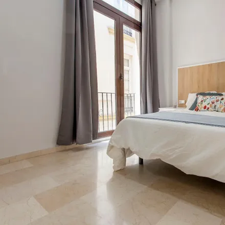 Image 2 - Carrer de Calatrava, 17, 46001 Valencia, Spain - Room for rent