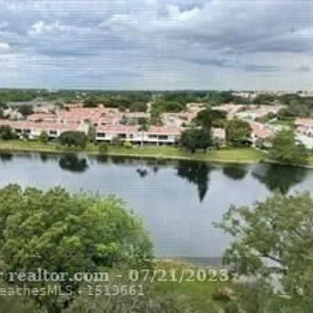 Image 2 - 2, 3300 Spanish Moss Terrace, Lauderhill, FL 33319, USA - Condo for sale