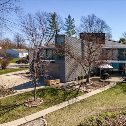 Image 3 - 4078 Club House Drive, Champaign, IL 61822, USA - House for sale