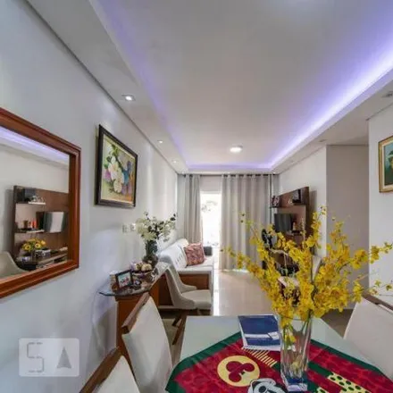 Rent this 2 bed apartment on Rua Itajai in Vila Scarpelli, Santo André - SP