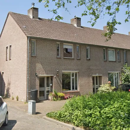 Rent this 4 bed apartment on Efferen 307 in 5403 XJ Uden, Netherlands