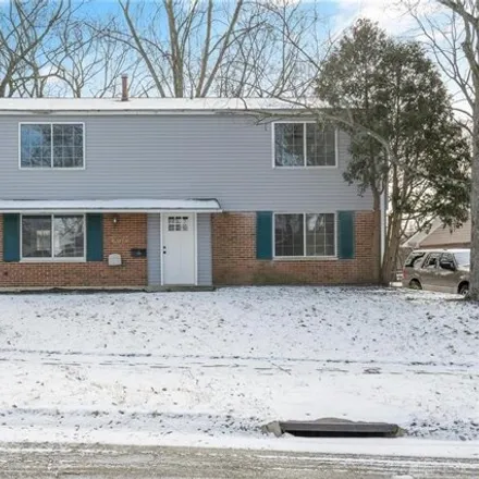 Rent this 4 bed house on 6014 Leycross Drive in Huber Heights, OH 45424