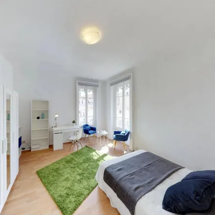 Rent this 3 bed room on 21 Rue du Garet in 69001 Lyon, France