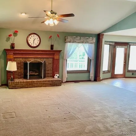 Image 2 - 2878 Wakefield Drive, Canton Township, MI 48188, USA - House for sale