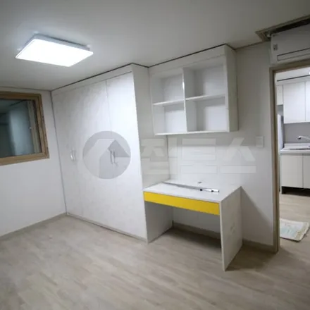 Rent this 1 bed apartment on 서울특별시 관악구 봉천동 649-138