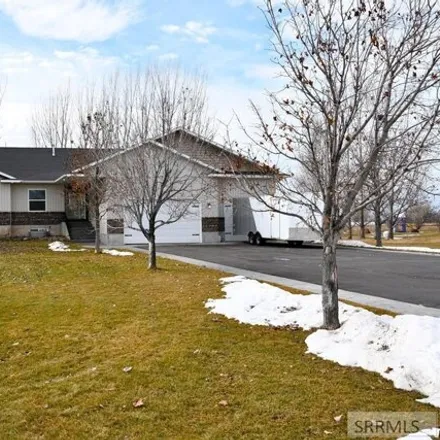 Buy this 6 bed house on 409 3826 East in Jefferson County, ID 83442