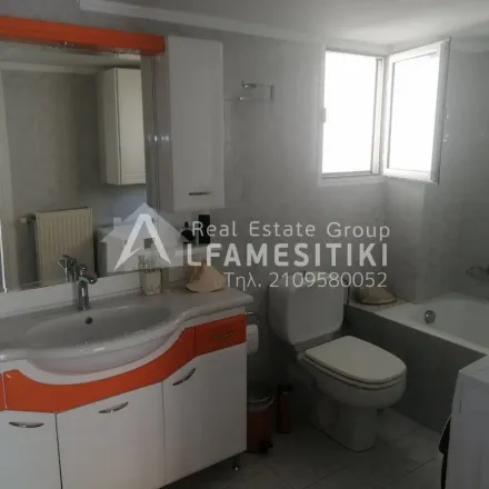 Image 3 - Καζανόβα 23, Piraeus, Greece - Apartment for rent