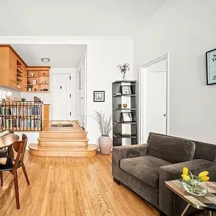 Image 2 - 510 East 84th Street, New York, NY 10028, USA - Apartment for sale