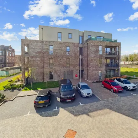 Rent this 3 bed apartment on unnamed road in Scotstounhill, Glasgow