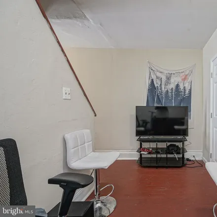 Image 5 - 3203 Pearl Street, Philadelphia, PA 19104, USA - Townhouse for sale