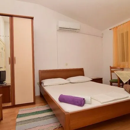 Image 5 - 21300, Croatia - Apartment for rent