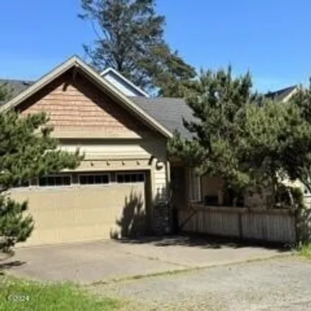 Buy this 3 bed house on 2912 Northwest Lee Avenue in Lincoln City, OR 97367