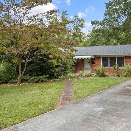 Buy this 2 bed house on 2514 Briarwood Drive in Burlington, NC 27215