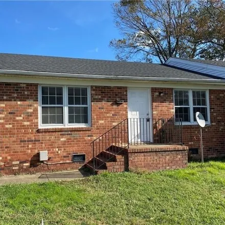 Rent this 2 bed house on 1518 Fairbanks Avenue in Estabrook Park, Norfolk