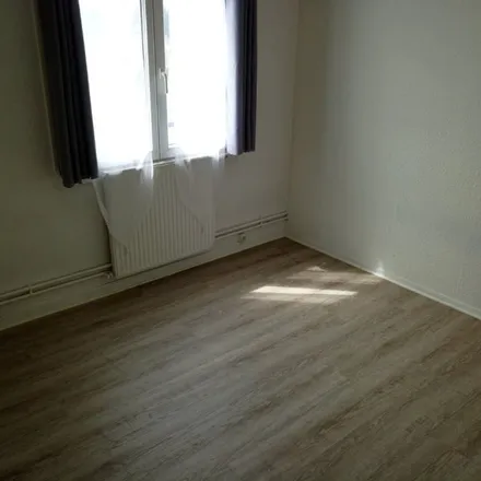 Rent this 3 bed apartment on 75 Rue d'Amiens in 76000 Rouen, France