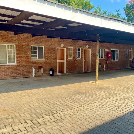 Image 4 - Doctor Enos Mabuza Drive, Sonheuwel, Mbombela, 1212, South Africa - Townhouse for rent