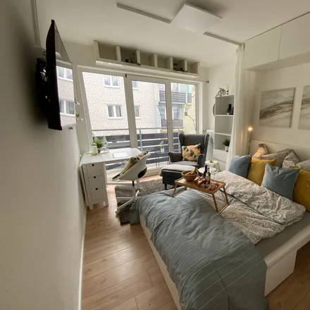 Rent this 1 bed apartment on Richard-Schirrmann-Straße 12 in 55122 Mainz, Germany