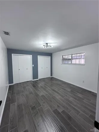 Image 9 - Vogue College of Cosmetology, 800 West Fern Avenue, McAllen, TX 78501, USA - Apartment for rent