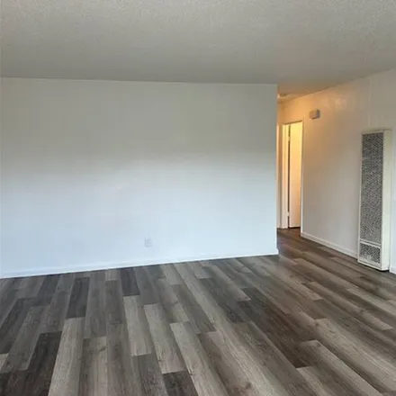 Image 3 - 2100 Olive Avenue, Atwater, CA 95301, USA - Apartment for rent