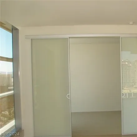 Image 7 - The Crystals, Harmon Place, Paradise, NV 89158, USA - Condo for rent