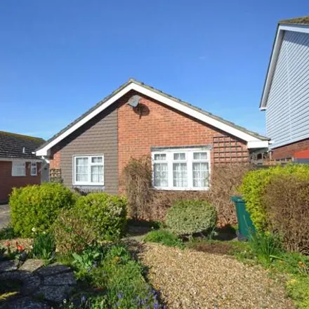 Image 2 - The Horseshoe, Selsey, Po20 - House for sale