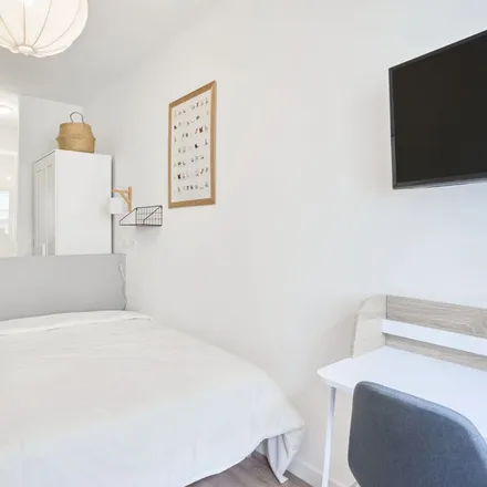 Rent this 1 bed apartment on 11 Rue de Béthune in 59800 Lille, France