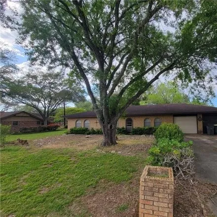 Buy this 3 bed house on 433 Oldach Road in Victoria, TX 77904