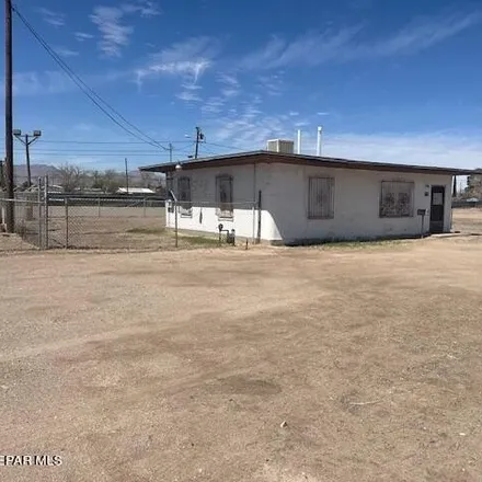 Buy this 1 bed house on 158 Barker Road in El Paso, TX 79915