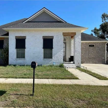 Buy this 3 bed house on 3053 Riverland Drive in Meraux, Chalmette