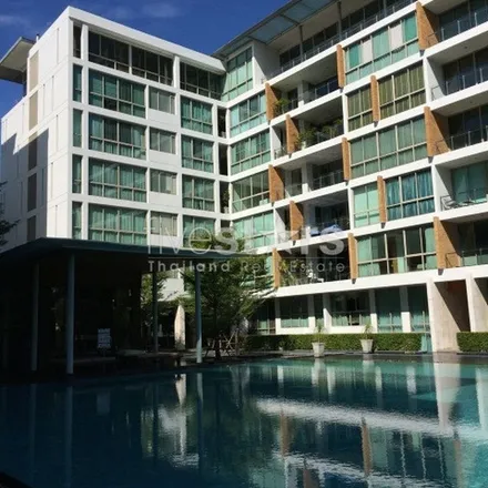 Rent this 1 bed apartment on Rhythm Sukhumvit 44/1 in Soi Sukhumvit 44/1, Khlong Toei District