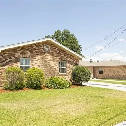 Buy this 4 bed house on 326 Firwood Drive in Woodlawn, Houma