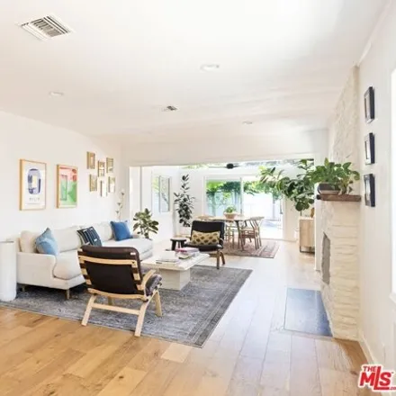 Image 4 - 14560 Hesby Street, Los Angeles, CA 91403, USA - House for sale