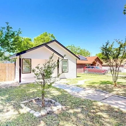 Buy this 3 bed house on 2511 Britton Avenue in Dallas, TX 75216