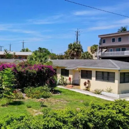 Image 1 - 75 2nd Avenue North, Lake Worth Beach, FL 33460, USA - House for sale