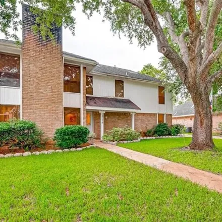 Rent this 3 bed house on 2736 Green Fields Drive in First Colony, Sugar Land