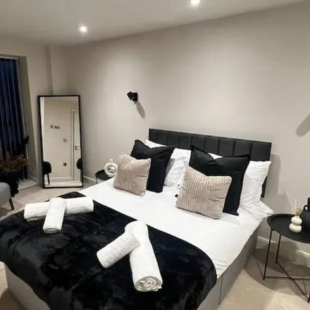 Rent this 2 bed apartment on Leeds in LS2 8JB, United Kingdom