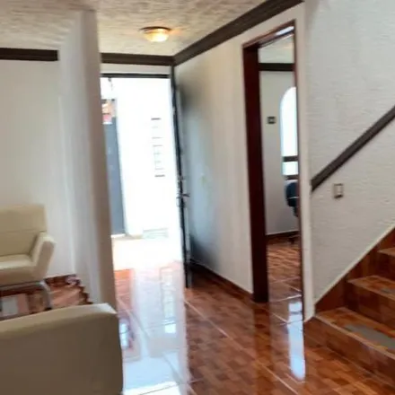 Rent this 4 bed house on Calle Dos Norte 223 in 52169, MEX