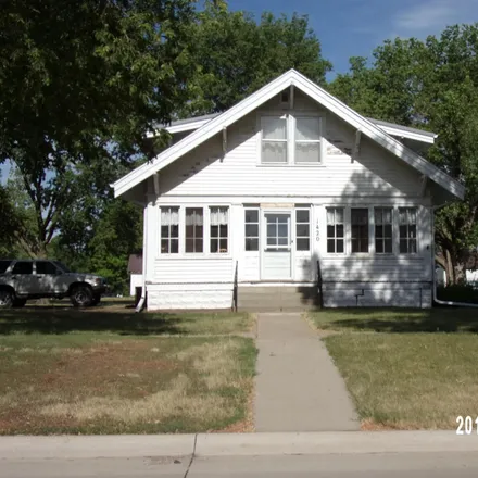 Buy this 2 bed house on 1420 Central Avenue in Hawarden, IA 51023