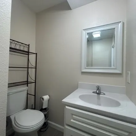 Rent this 1 bed apartment on 556 Stoneford Avenue in Oakland, CA 94621