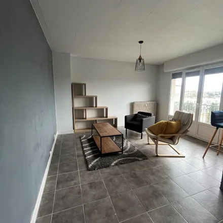 Rent this 2 bed apartment on 36 bis Rue de Bernage in 03000 Moulins, France