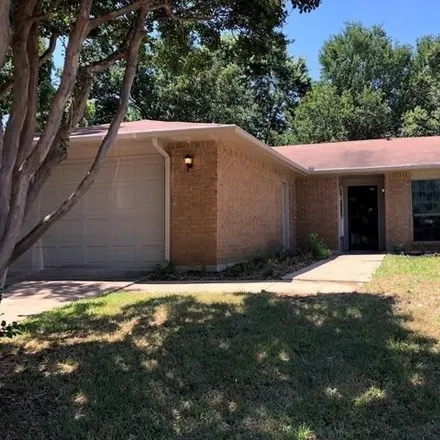Rent this 3 bed house on 2034 Newbury Drive in Arlington, TX 76014