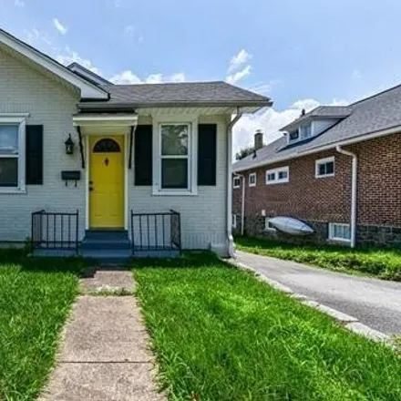 Rent this 3 bed house on 606 Brandywine Boulevard in Bellefonte, New Castle County