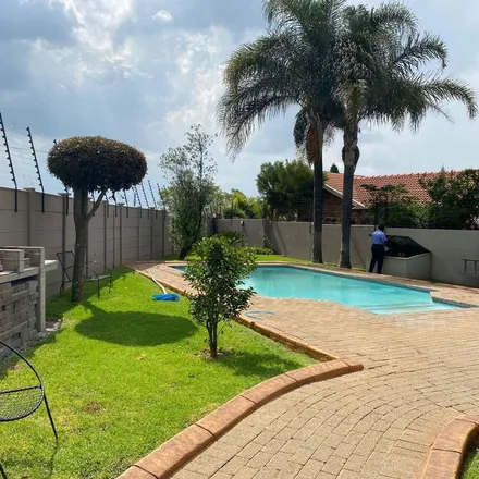 Image 6 - Anglo Gold Avenue, Ekurhuleni Ward 72, Springs, 1559, South Africa - Apartment for rent