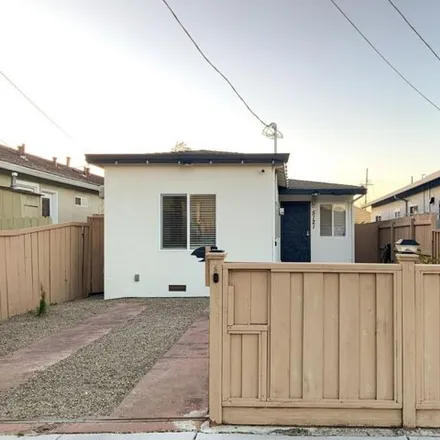Buy this 3 bed house on 5121 Burlingame Ave in Richmond, California