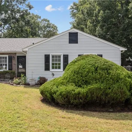 Buy this 4 bed house on 14221 Deloice Crescent in Warwick Lawns, VA 23602