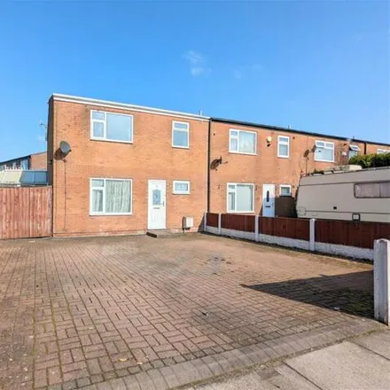 Buy this 4 bed duplex on TOWN LANE/JANES BROOK RD in Southbank Road, Sefton